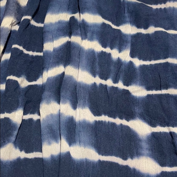 Dress - Picture 4 of 5